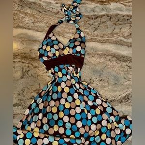 Backless Vintage polka dot dress. Size XS-S. ADJUSTABLE TIES